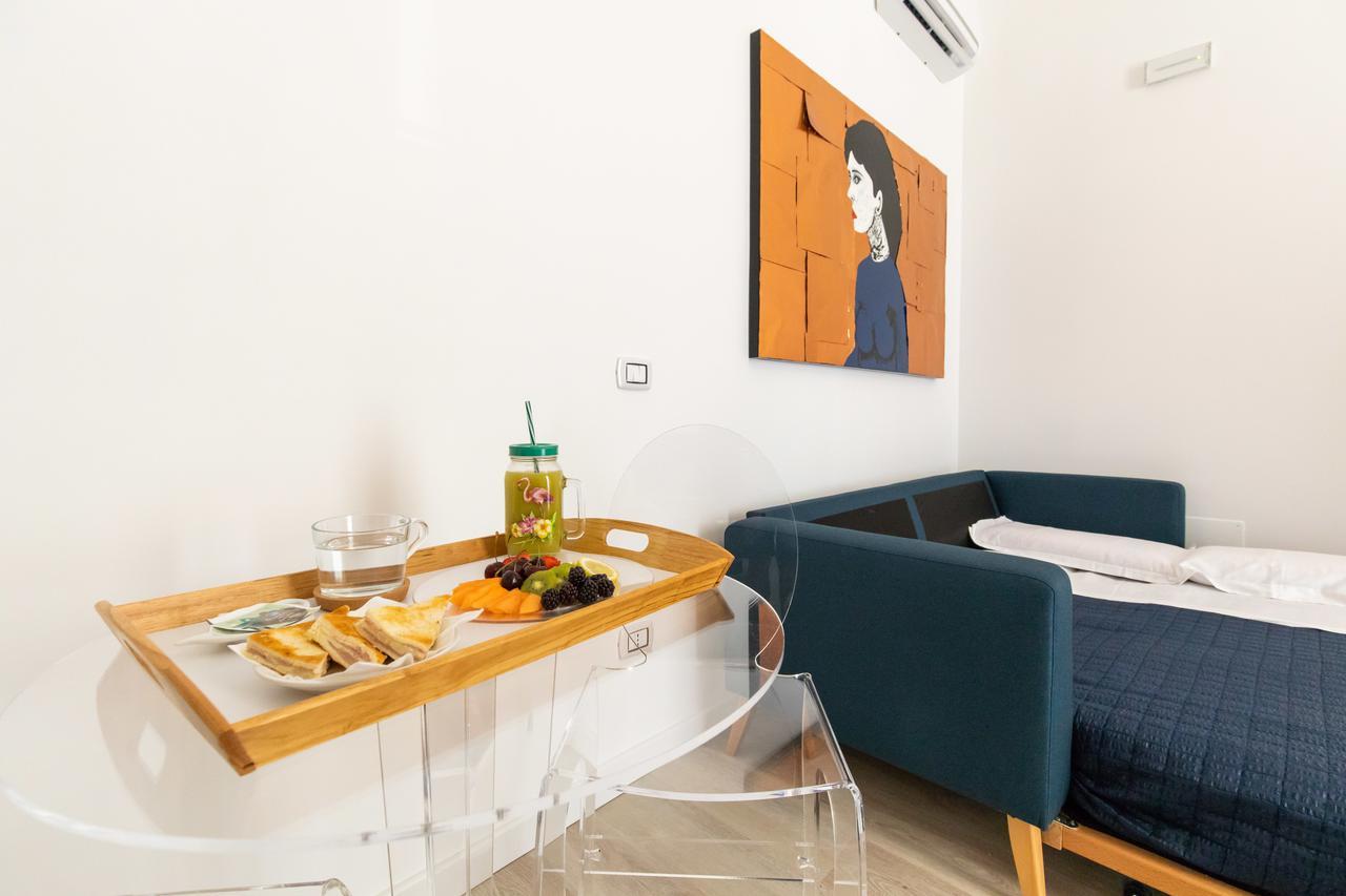 Palazzo Della Porta Acomodação com café da manhã Nápoles Exterior foto
